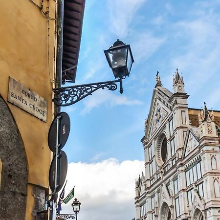 The Charm Of Santa Croce Apartment ฟลอเรนซ์ ภายนอก รูปภาพ