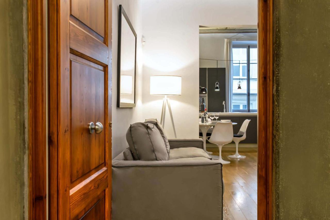 The Charm Of Santa Croce Apartment ฟลอเรนซ์ ภายนอก รูปภาพ