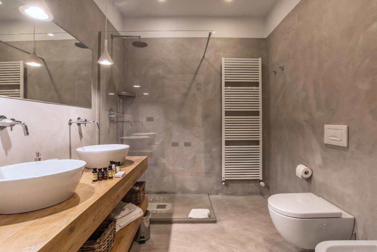 The Charm Of Santa Croce Apartment ฟลอเรนซ์ ภายนอก รูปภาพ